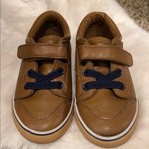 Cat and Jack boys dress shoes